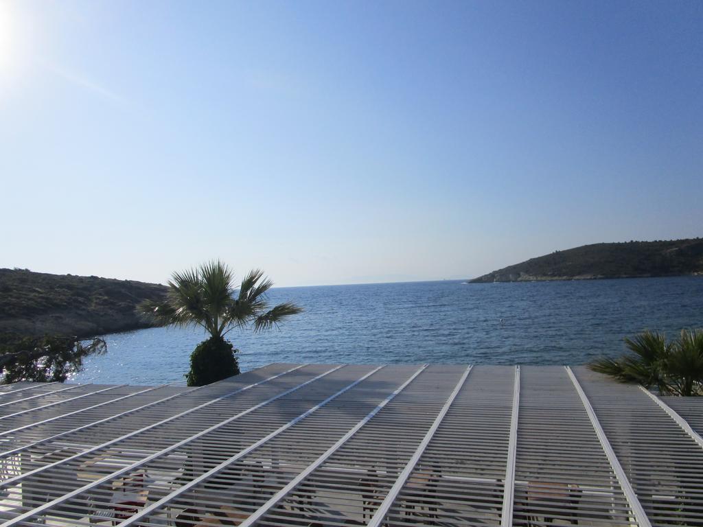 Club Mackerel Holiday Village Foça Exterior foto